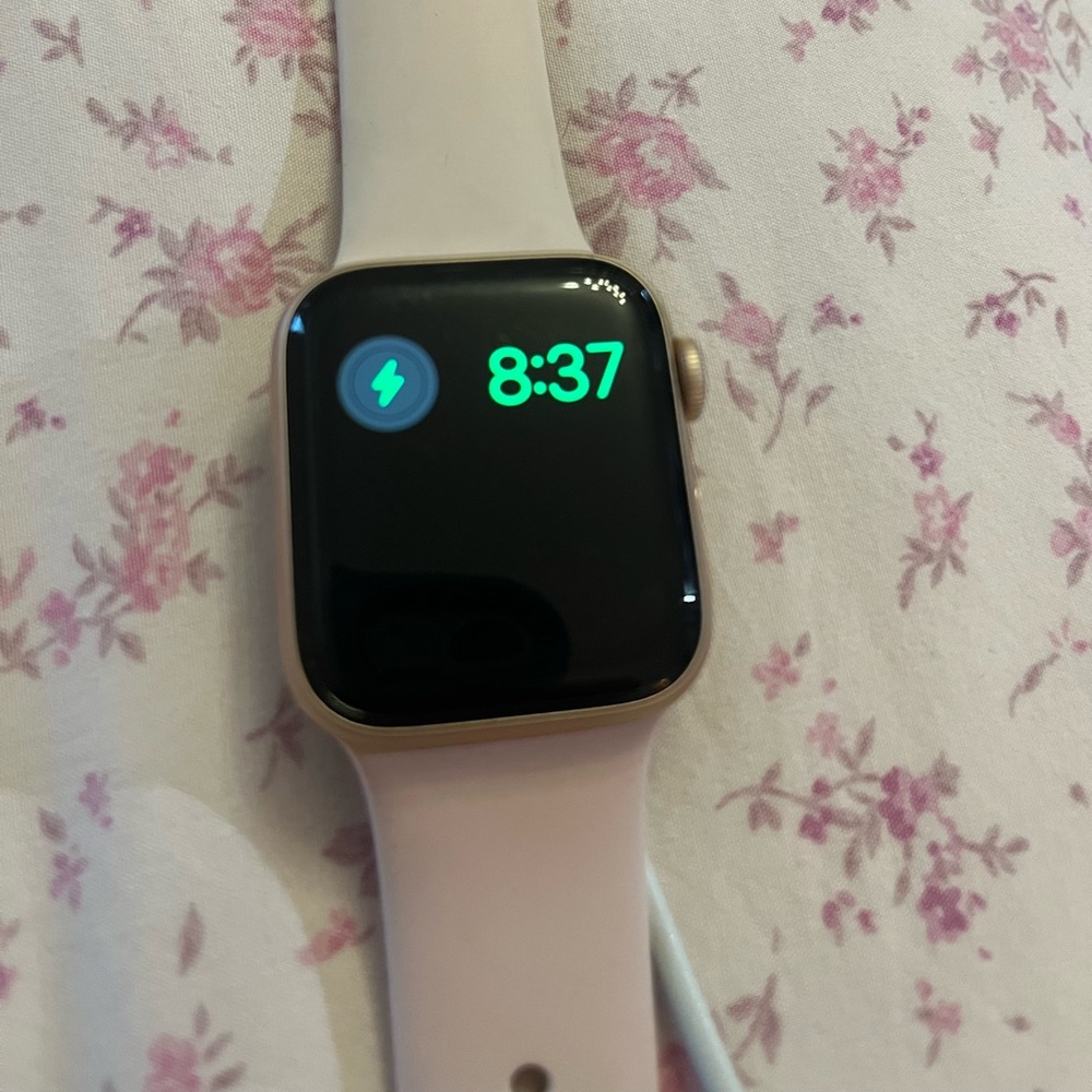 Apple watch GPS+cellular  gold 40mm